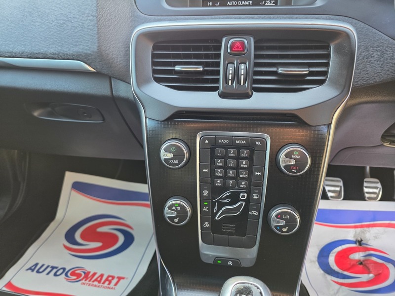 Used Volvo V40 2016 for sale - 76784648: Photo 26