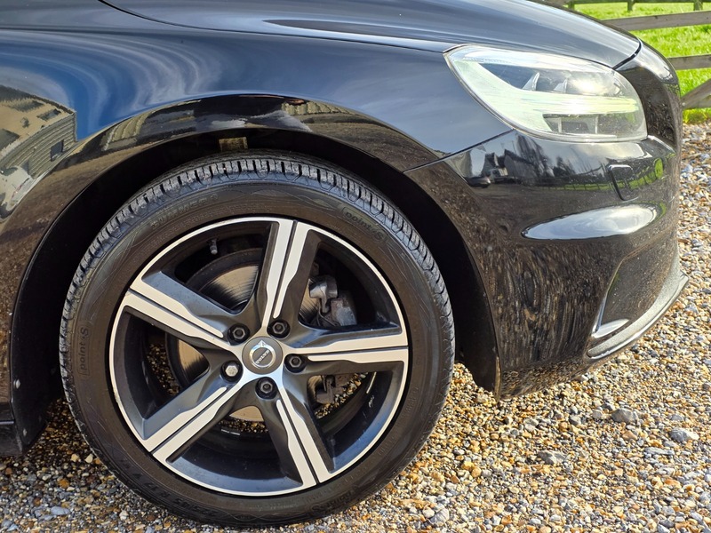 Used Volvo V40 2016 for sale - 76784648: Photo 3