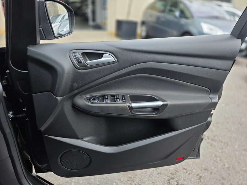 Used Ford C-Max 2018 for sale - 76267562: Photo 39