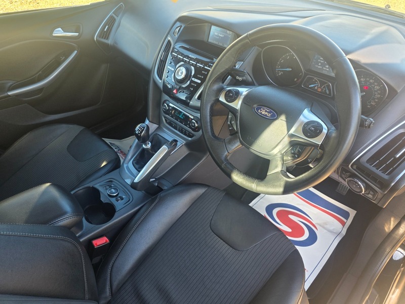 Used Ford Focus 2012 for sale - 77594983: Photo 3