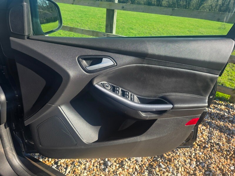 Used Ford Focus 2012 for sale - 77594983: Photo 30