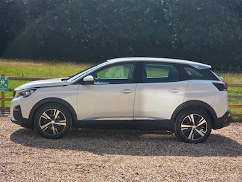 Used Peugeot 3008 2018 for sale - 79104413: Photo