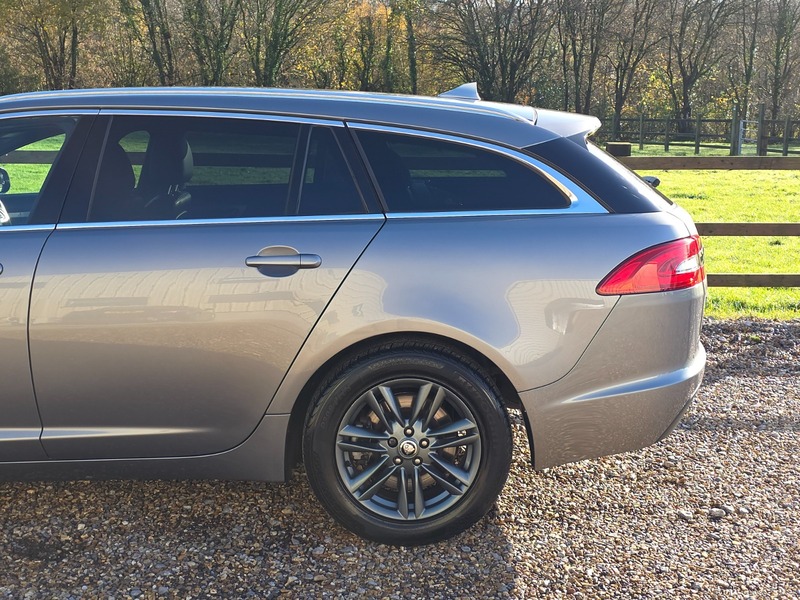 Used Jaguar XF 2013 for sale - 76784645: Photo 13