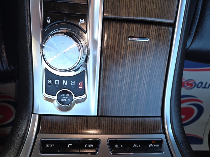 Used Jaguar XF 2013 for sale - 76784645: Photo 33