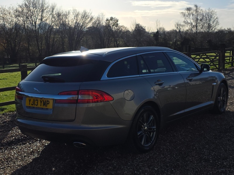 Used Jaguar XF 2013 for sale - 76784645: Photo 8