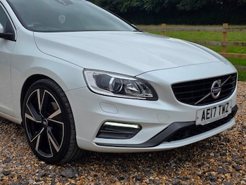 Used Volvo V60 2017 for sale - 78920203: Photo