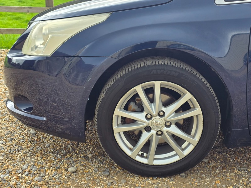 Used Toyota Avensis 2011 for sale - 76185845: Photo 11