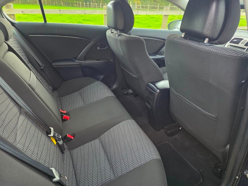 Used Toyota Avensis 2011 for sale - 76185845: Photo 20