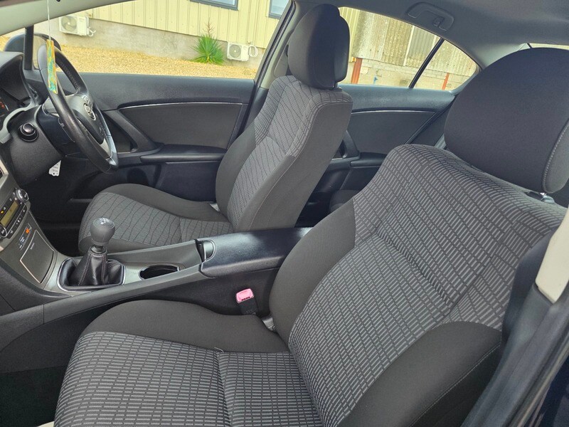 Used Toyota Avensis 2011 for sale - 76185845: Photo 31