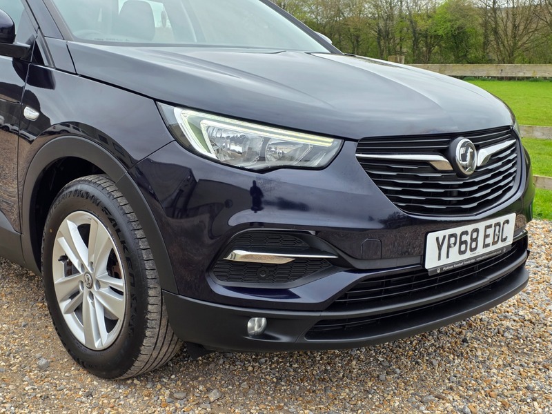 Used Vauxhall Grandland X 2018 for sale - 78097652: Photo 2