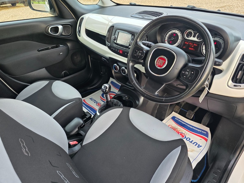 Used Fiat 500L 2014 for sale - 76470730: Photo 3