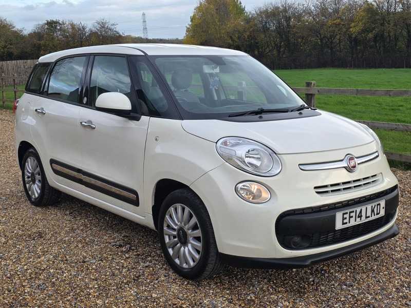 Used Fiat 500L 2014 for sale - 76470730: Photo 4