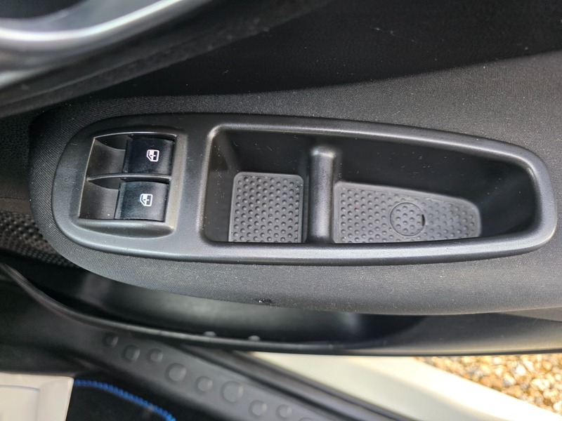 Used Fiat 500L 2014 for sale - 76470730: Photo 48