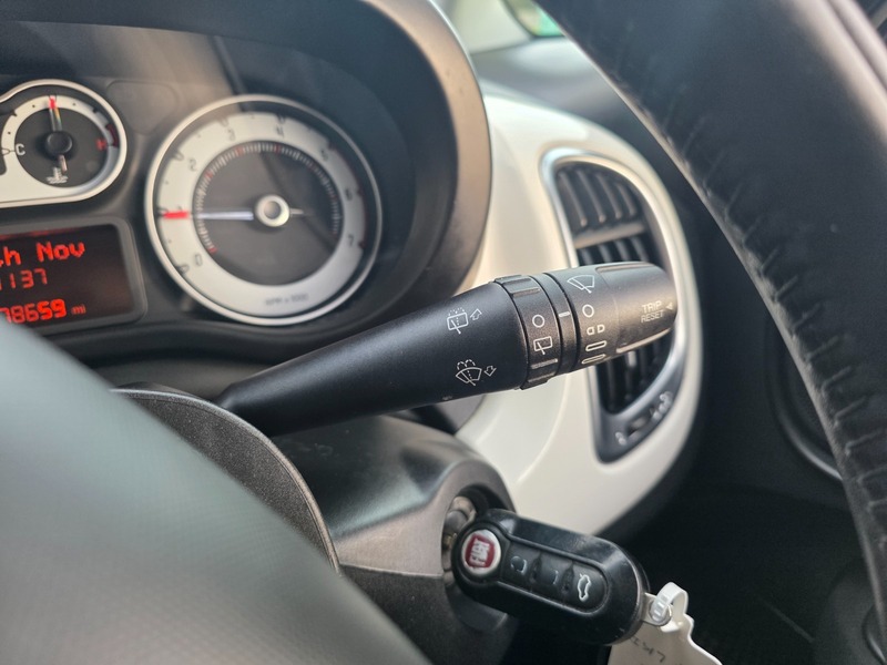 Used Fiat 500L 2014 for sale - 76470730: Photo 50