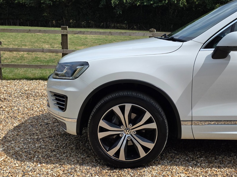 Used Volkswagen Touareg 2015 for sale - 76520866: Photo 13