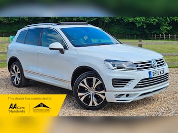Used Volkswagen Touareg 2015 for sale - 79792003: Photo