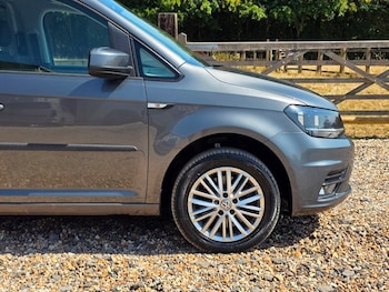Used Volkswagen Caddy 2016 for sale - 79482571: Photo