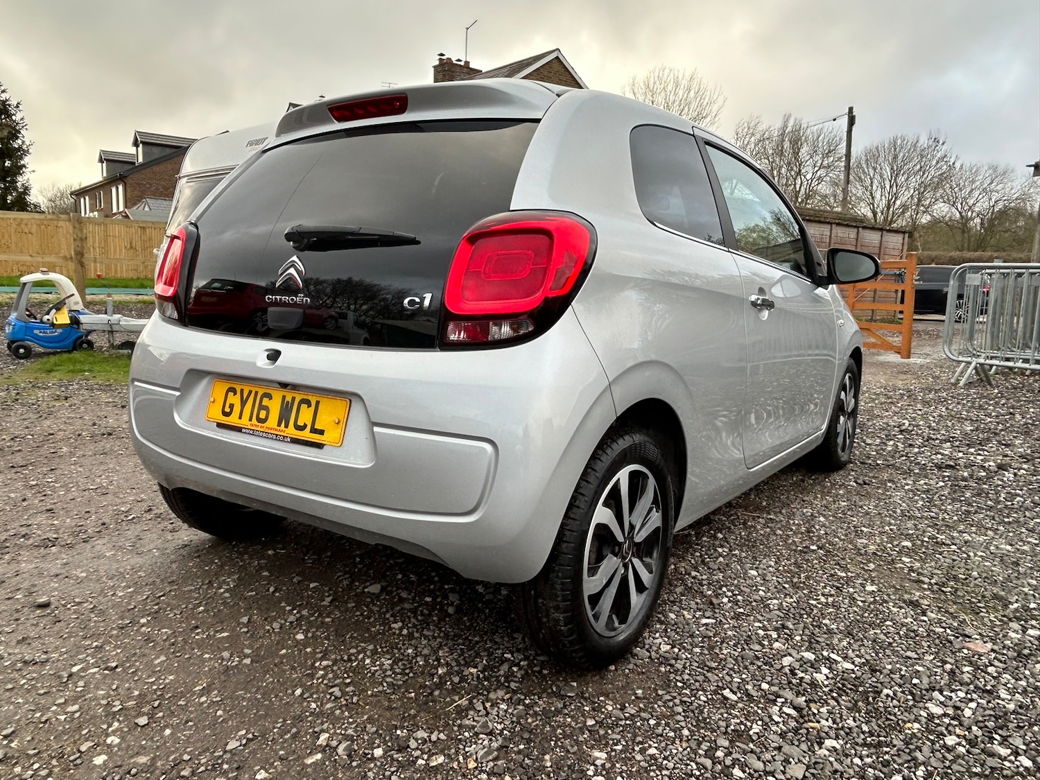 Vehicle 6