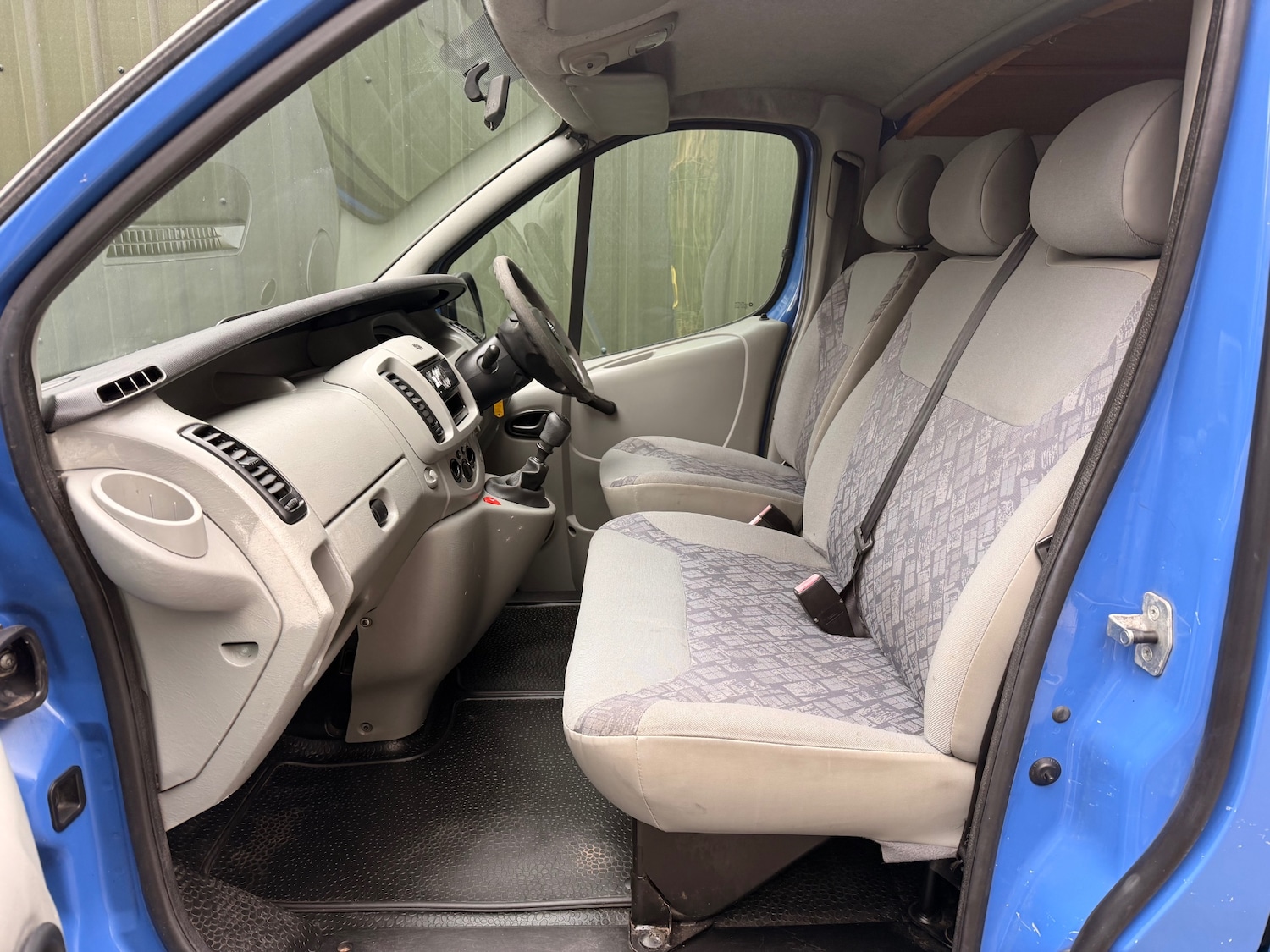 Used Vauxhall Vivaro 2003 for sale - 77221341: Photo 9