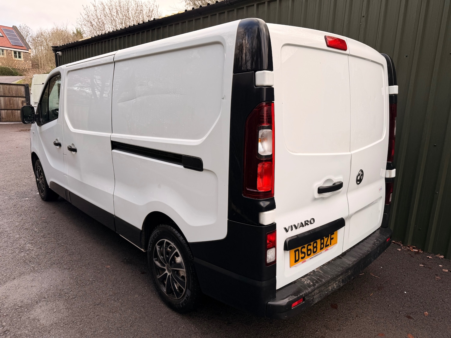 Used Vauxhall Vivaro 2018 for sale - 77028340: Photo 3