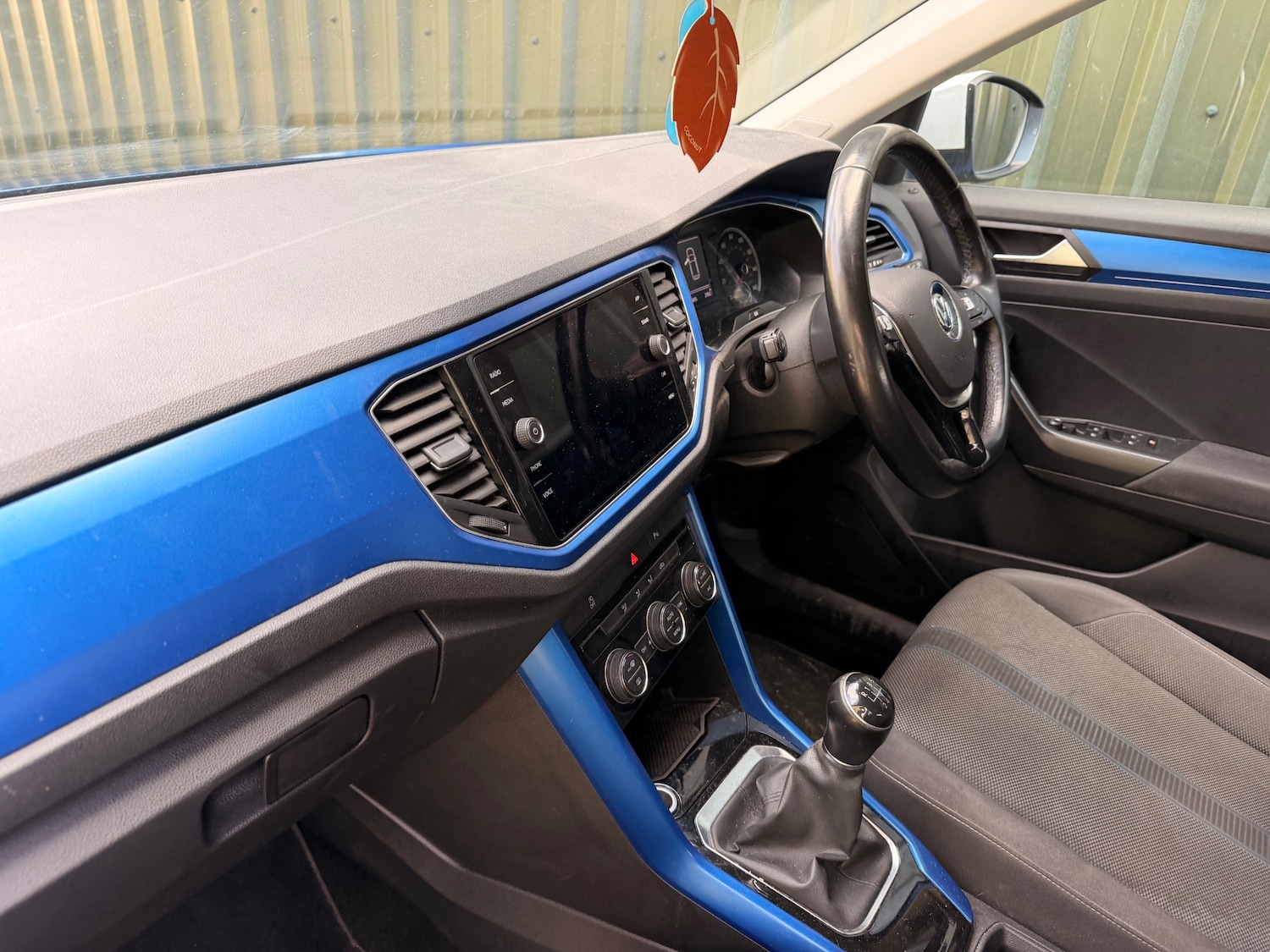 Used Volkswagen T-Roc 2018 for sale - 76568246: Photo 10