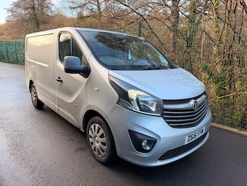 Used Vauxhall Vivaro 2016 for sale - 77220303: Photo
