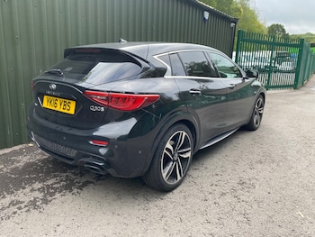 Used Infiniti Q30 2016 for sale - 76064010: Photo