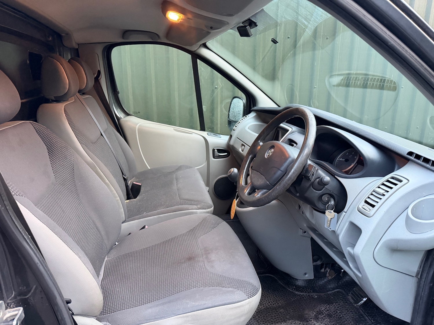 Used Vauxhall Vivaro 2013 for sale - 76749047: Photo 4