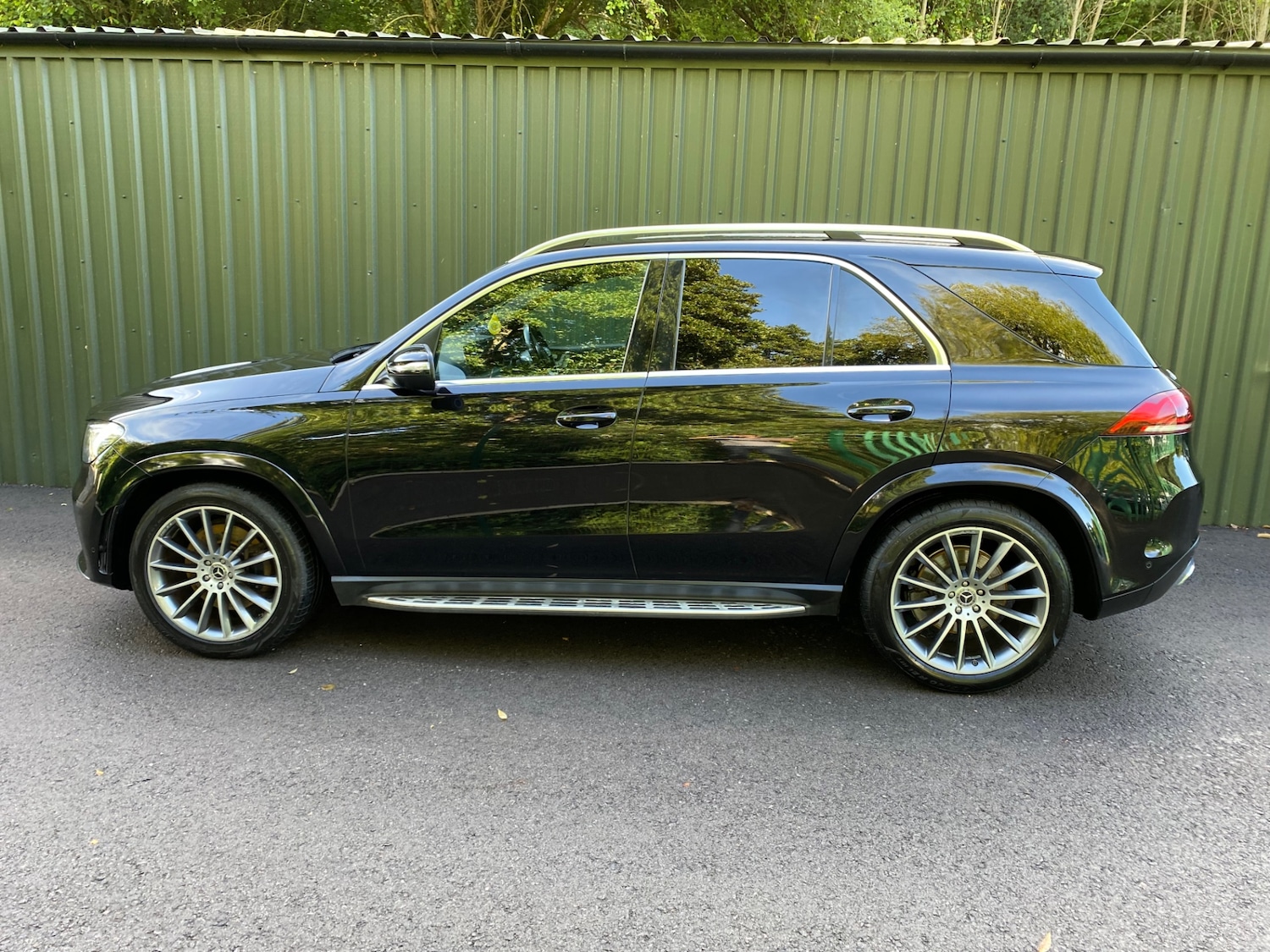 Used Mercedes-Benz GLE 2020 for sale - 75656181: Photo 2