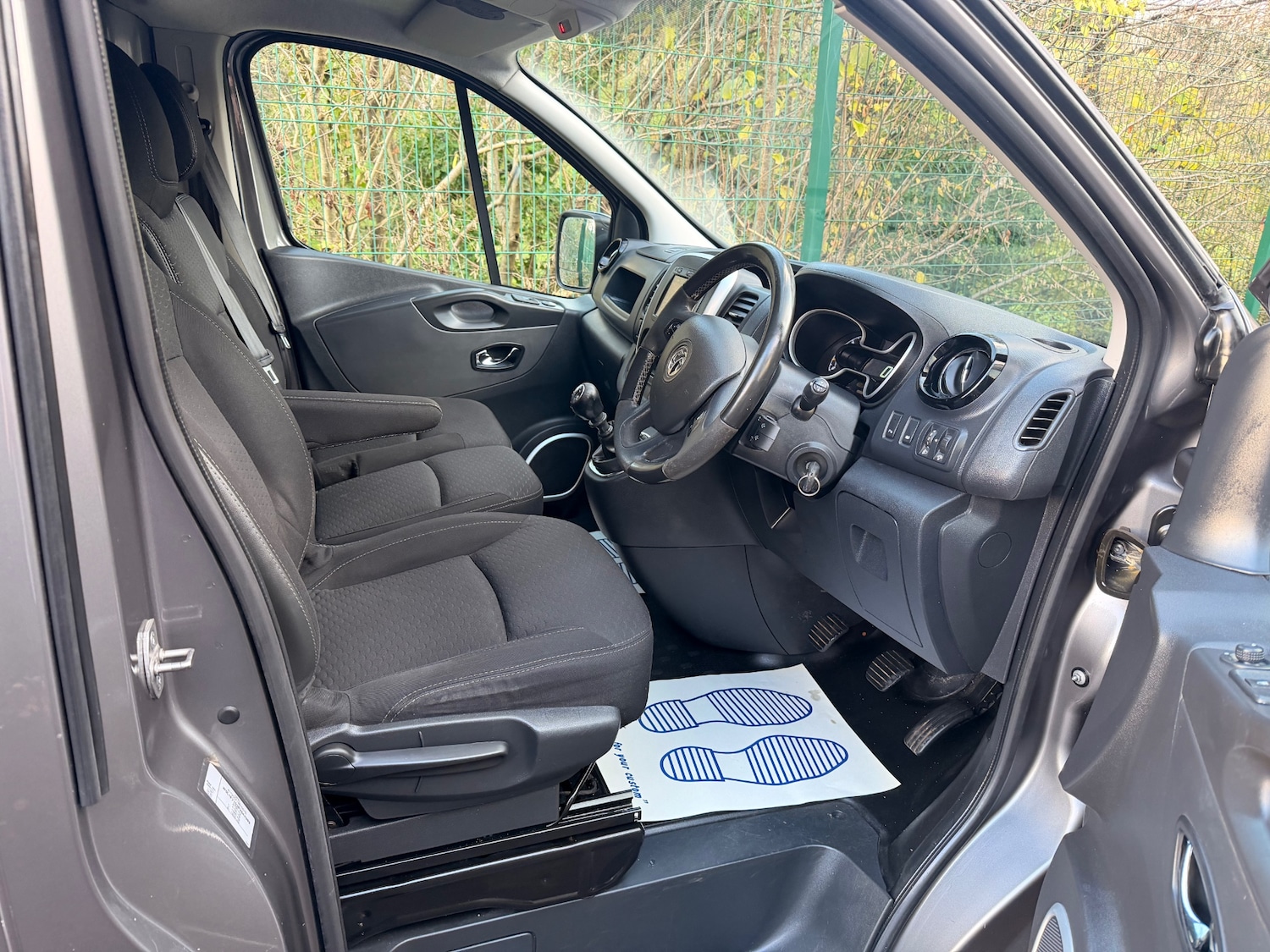 Used Vauxhall Vivaro 2015 for sale - 76785302: Photo 10