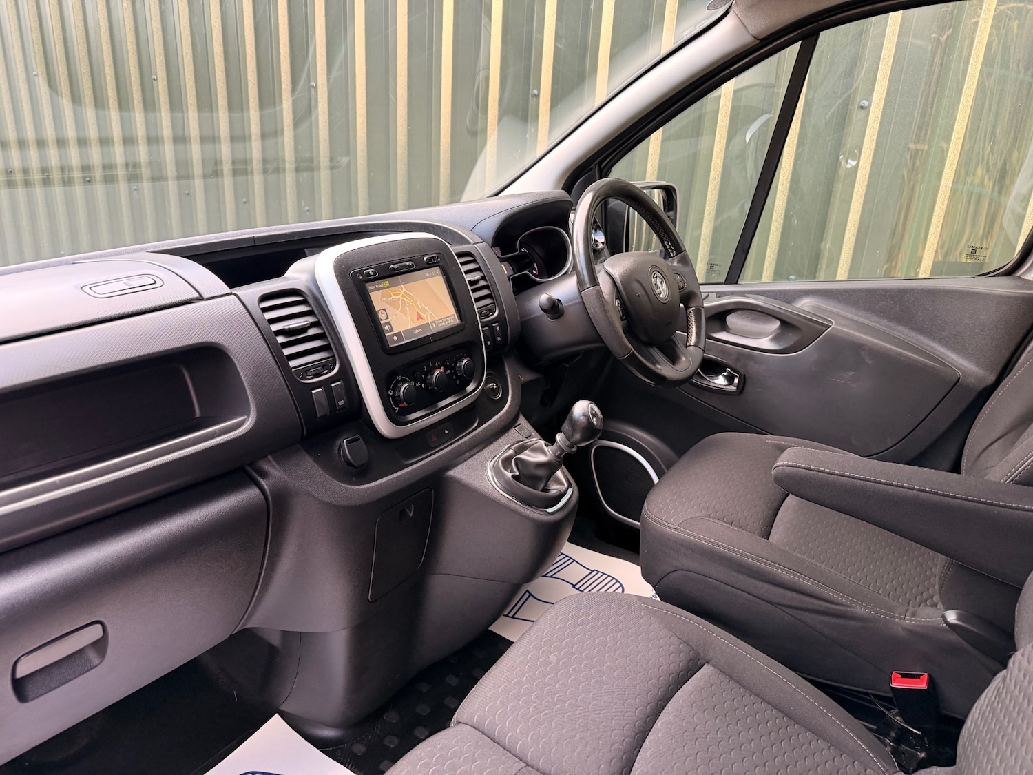 Used Vauxhall Vivaro 2015 for sale - 76785302: Photo 13