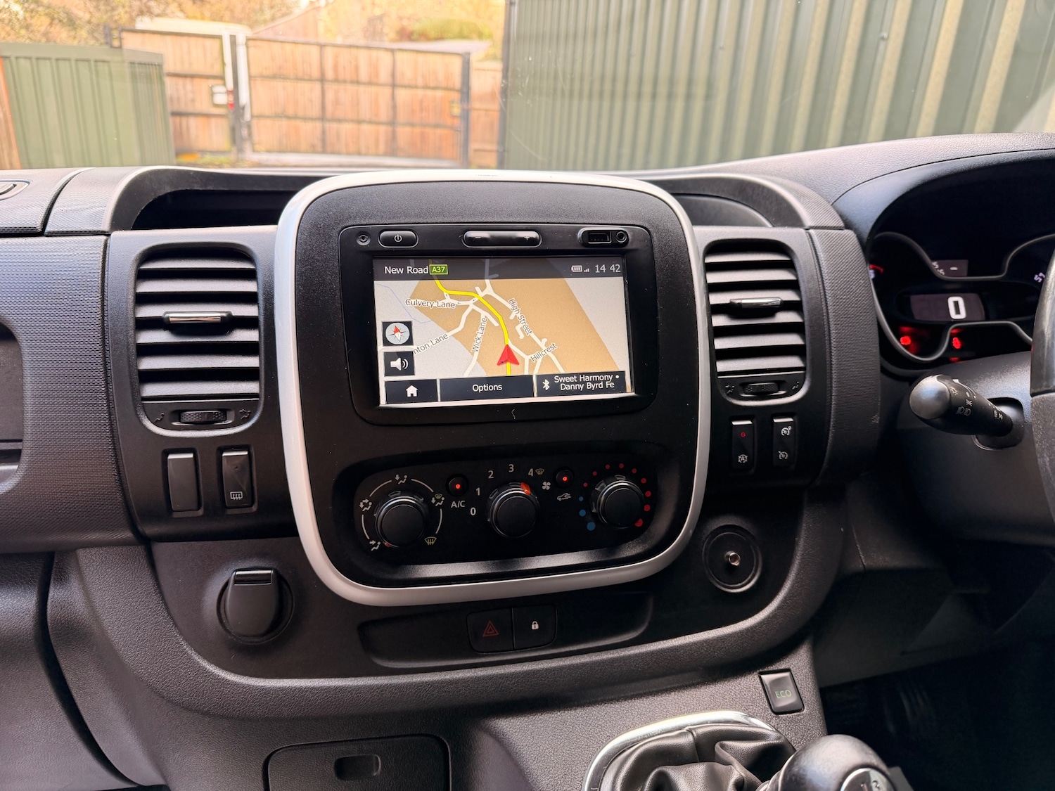 Used Vauxhall Vivaro 2015 for sale - 76785302: Photo 14