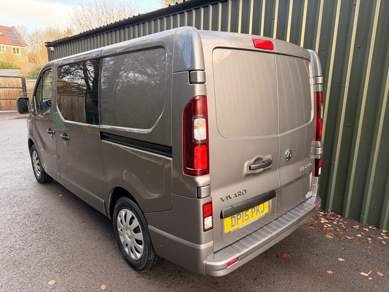 Used Vauxhall Vivaro 2015 for sale - 76785302: Photo 3