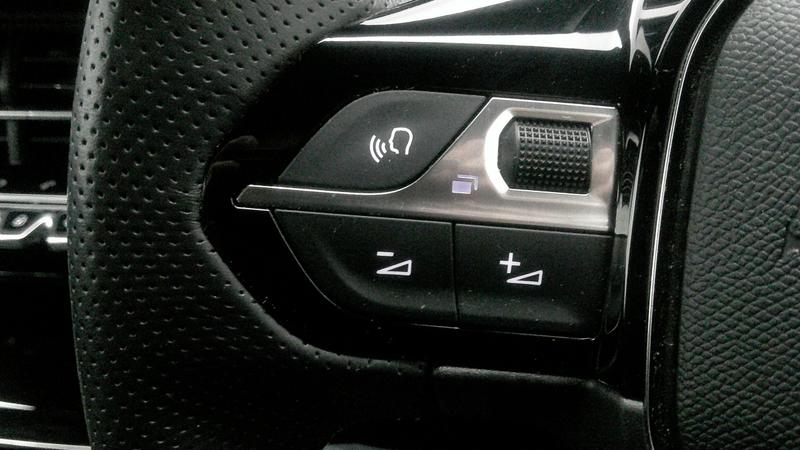 Used Peugeot 2008 2022 for sale - 77117446: Photo 11