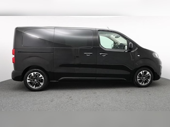 Used Vauxhall Vivaro Life 2021 for sale - 77116994: Photo