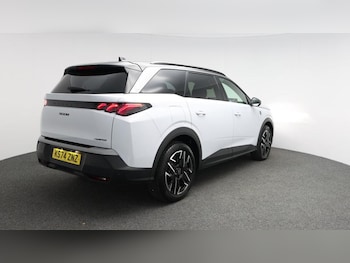 Used Peugeot 5008 2024 for sale - 77117111: Photo