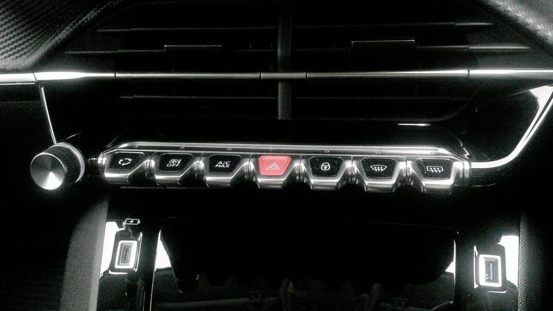 Used Peugeot 208 2023 for sale - 77117371: Photo 24