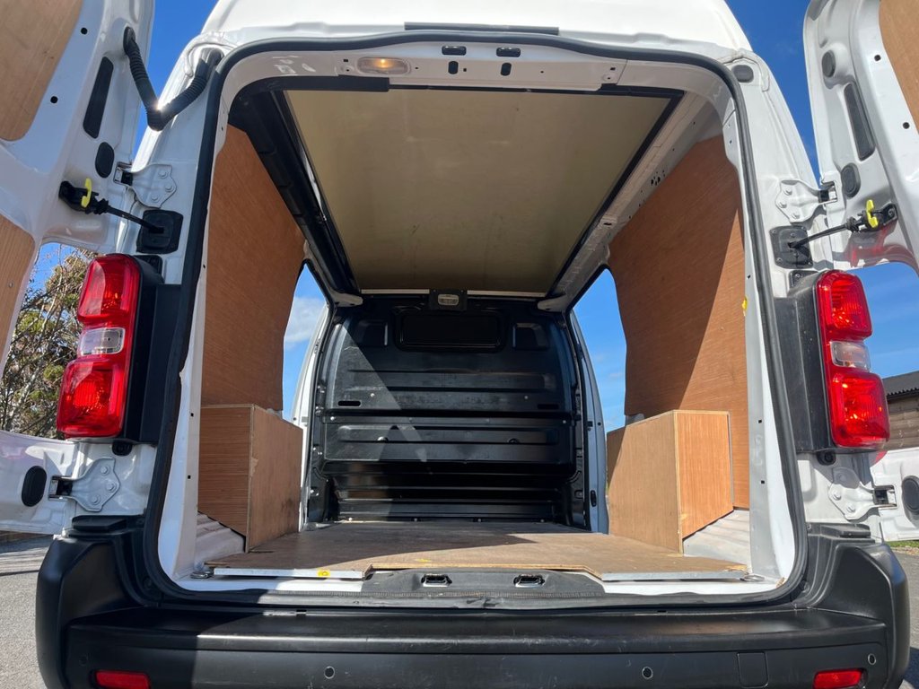 Used Vauxhall Vivaro 2023 for sale - 78124513: Photo 9