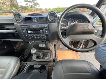 Used Land Rover Defender 2015 for sale - 78501359: Photo