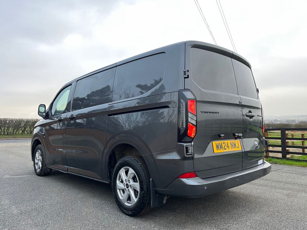 Used Ford Transit Custom 2024 for sale - 77614119: Photo 4