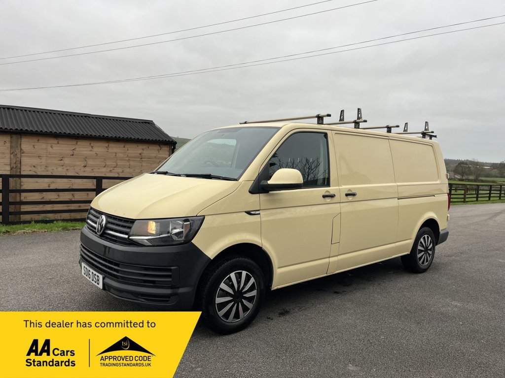 Used Volkswagen Transporter 2016 for sale - 77111229: Photo 1