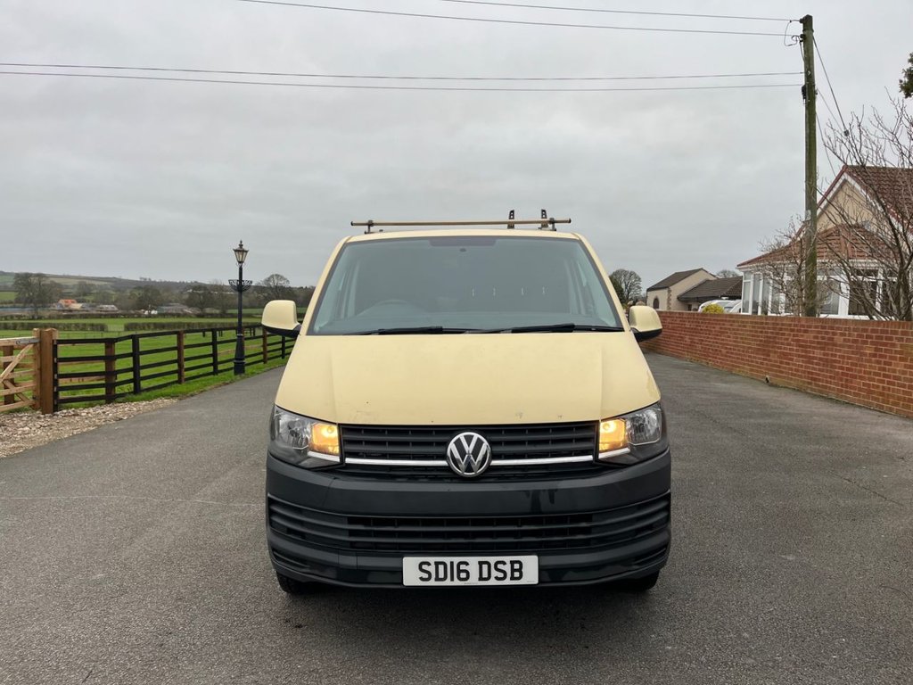 Used Volkswagen Transporter 2016 for sale - 77111229: Photo 2