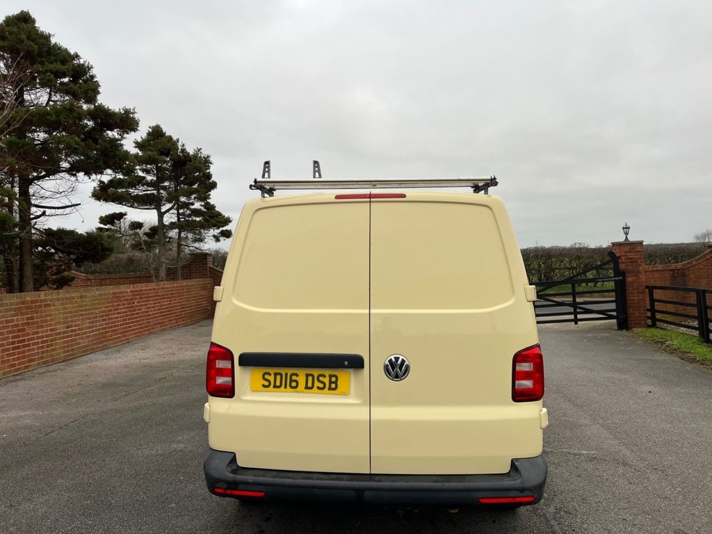 Used Volkswagen Transporter 2016 for sale - 77111229: Photo 5