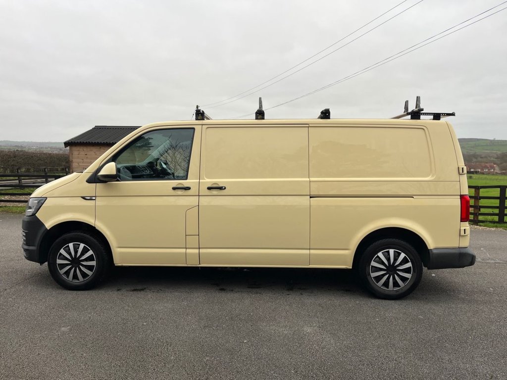 Used Volkswagen Transporter 2016 for sale - 77111229: Photo 6