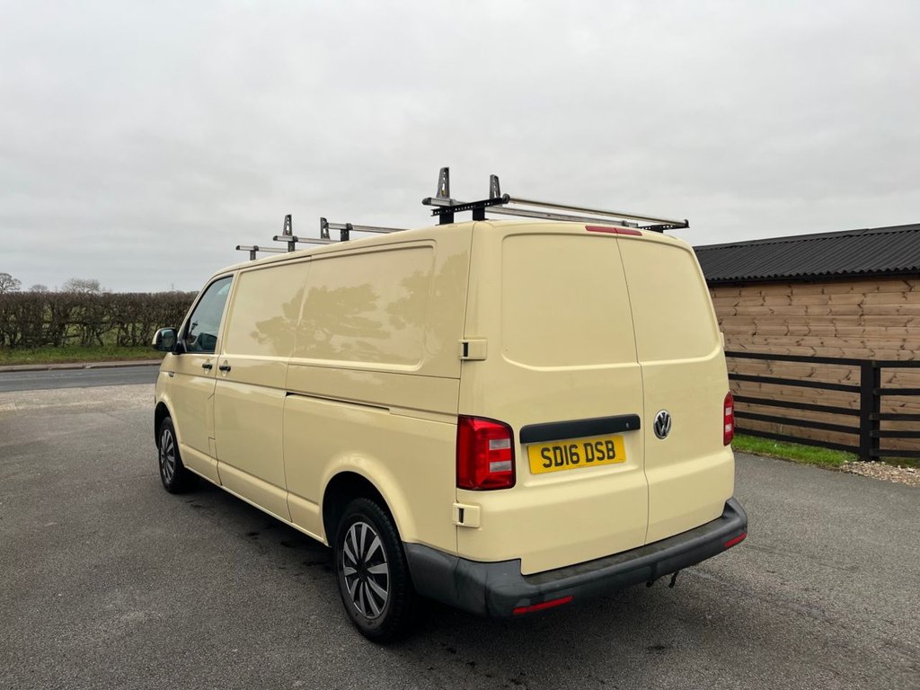 Used Volkswagen Transporter 2016 for sale - 77111229: Photo 7