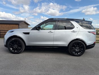 Used Land Rover Discovery 2018 for sale - 79543478: Photo