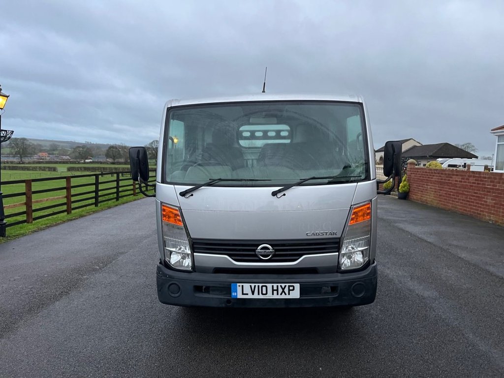 Used Nissan Cabstar 2010 for sale - 76784010: Photo 2