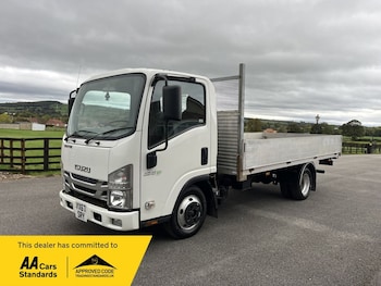 Used Isuzu Other 2017 for sale - 76228967: Photo