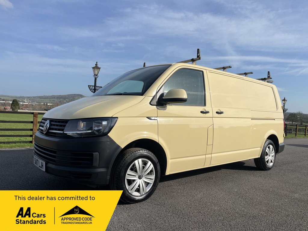 Used Volkswagen Transporter 2017 for sale - 77941717: Photo 1