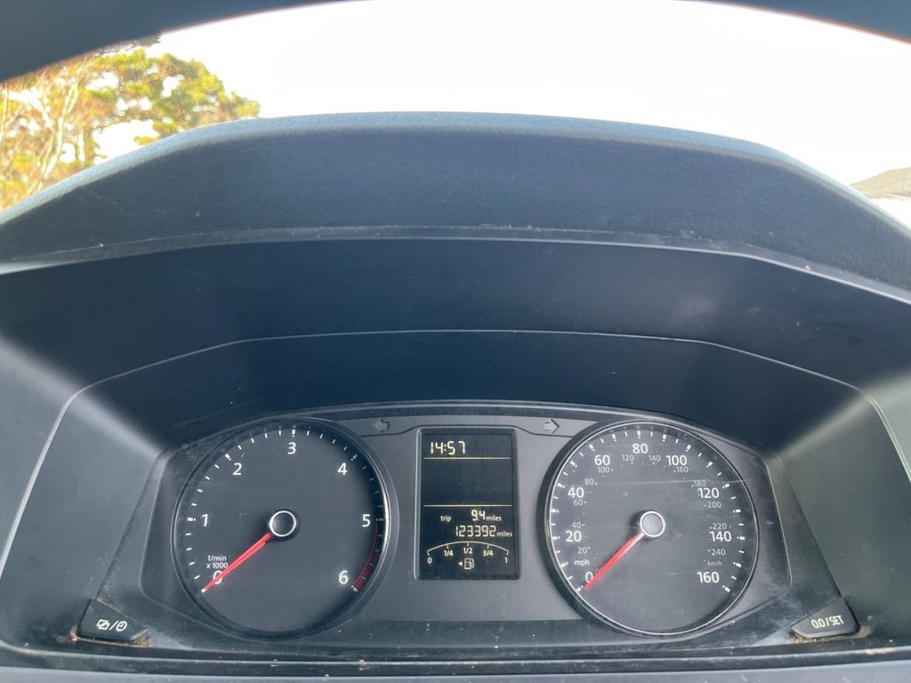 Used Volkswagen Transporter 2017 for sale - 77941717: Photo 10